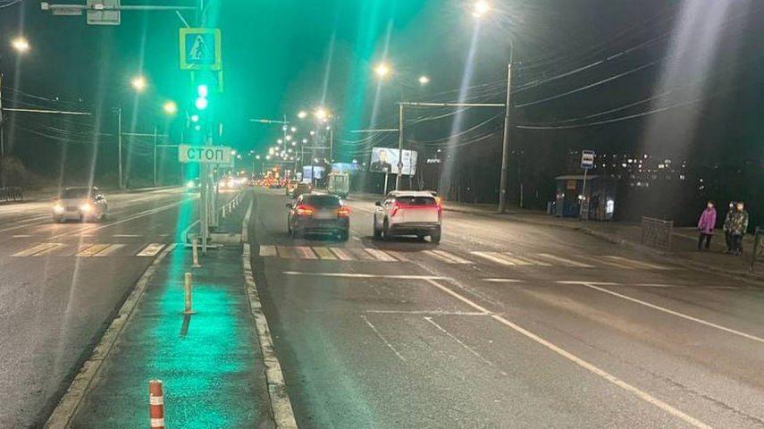 На дорогах Мурманской области за минувшие сутки три человека пострадали в авариях
